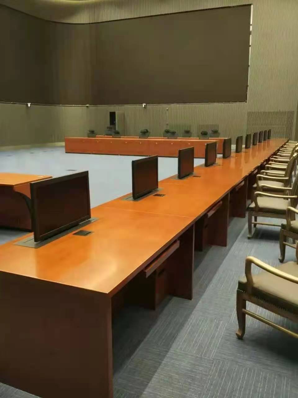 中国国防部北京航空航天指挥中心无纸化会议系统