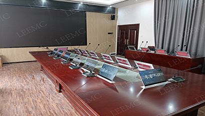 赣州某学校会议室无纸化会议系统.jpg